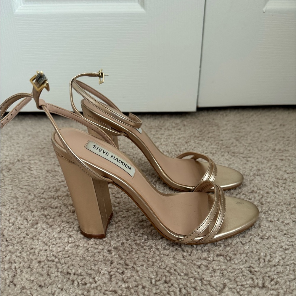Steve Madden Candid Gold Leather Heels